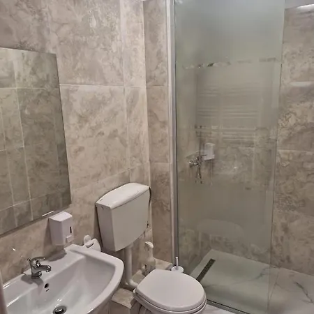 The Continental 布加勒斯特